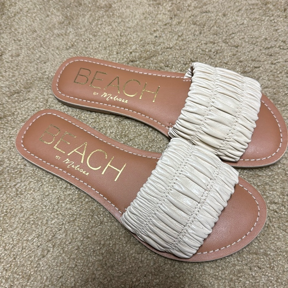 Beach sandals